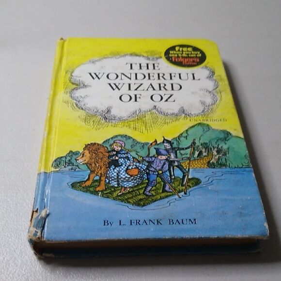 The Wonderful Wizard of Oz Book - Picture 1 of 9